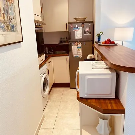 Mon2-studio Spacieux Centre Apartment